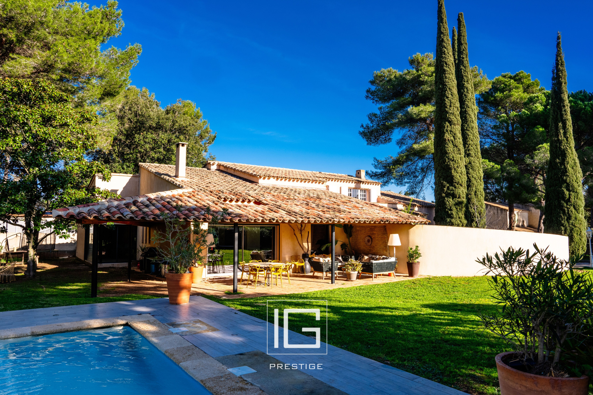 Grande Propriété pour vivre et recevoir - Provence